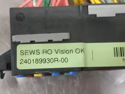 Second-hand car spare part fuse box unit for dacia duster laureate 4x2 oem iam references 7703297597  