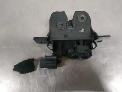 Second-hand car spare part trunk lock for dacia duster laureate 4x2 oem iam references 905037230r  