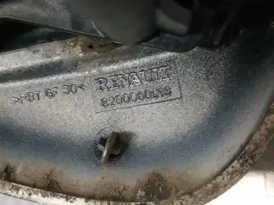 Pièce détachée automobile d'occasion poignée extérieure de coffre / hayon pour renault clio ii fase ii (b/cb0) base authentique 82 cv / 60 kw références oem iam 8200060918  