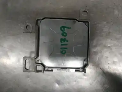 Автозапчастина б/у блок управління подушками безпеки для RENAULT CLIO II FASE II (B/CB0) Base Authentique 82 CV / 60 KW Посилання на OEM IAM 8200375763  