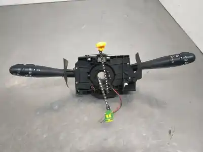 Автозапчастина б/у многофункційне управління для renault clio ii fase ii (b/cb0) base authentique 82 cv / 60 kw посилання на oem iam 8200204068  