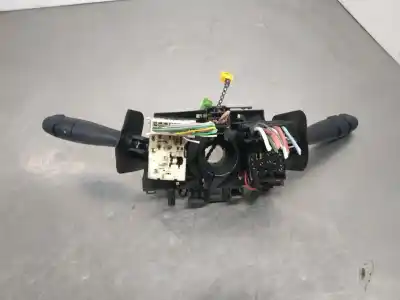 Автозапчастина б/у многофункційне управління для renault clio ii fase ii (b/cb0) base authentique 82 cv / 60 kw посилання на oem iam 8200204068  