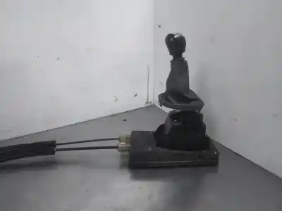 Second-hand car spare part Gear Lever for DACIA DUSTER Laureate 4x2 OEM IAM references 349011155R  