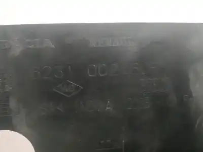 Second-hand car spare part front grille for dacia duster laureate 4x2 oem iam references 623100260r  