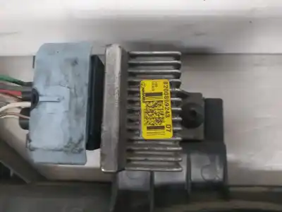 Pezzo di ricambio per auto di seconda mano elettroventola per dacia duster laureate 4x2 riferimenti oem iam 214819914r  