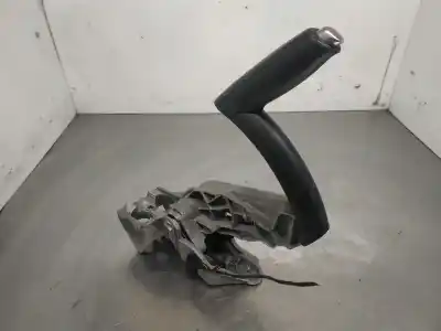 Peça sobressalente para automóvel em segunda mão Alavanca De Travão De Mão por AUDI A3 (8P) 2.0 TDI Ambiente (DPF) (125kW) Referências OEM IAM 8P0711303C  