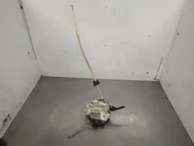 Pezzo di ricambio per auto di seconda mano serratura porta anteriore destra per audi a3 (8p) 2.0 tdi ambiente (dpf) (125kw) riferimenti oem iam 4f1837016  