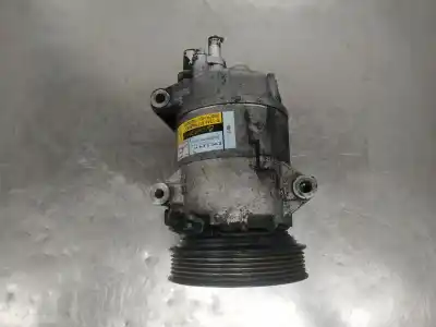 Peça sobressalente para automóvel em segunda mão compressor de ar condicionado a/a a/c por renault scenic ii confort authentique 101 cv / 74 kw referências oem iam 8200316164  
