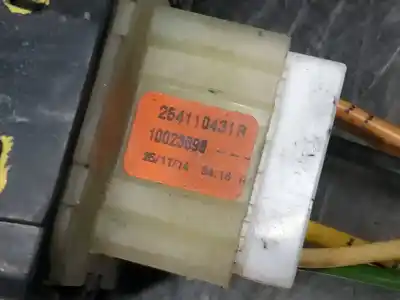 Tweedehands auto-onderdeel LINKER VOORRUIT SCHAKELAAR voor DACIA LODGY Ambiance OEM IAM-referenties 254110431R  