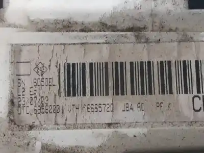 Peça sobressalente para automóvel em segunda mão Comando De Sofagem (chauffage / Ar Condicionado)  por RENAULT SCENIC II Authentique 120 CV / 88 KW Referências OEM IAM F6665720  