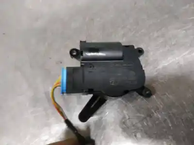 Peça sobressalente para automóvel em segunda mão Motor De Abertura Da Comporta De Sofagem por PORSCHE CAYENNE (TYP 9PA) Básico Referências OEM IAM 52411483R00  