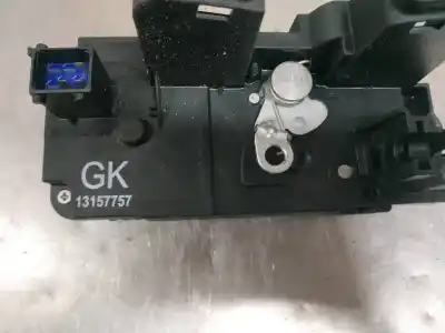 Second-hand car spare part Right Side Door Lock for OPEL COMBO Familiar OEM IAM references 13157757  