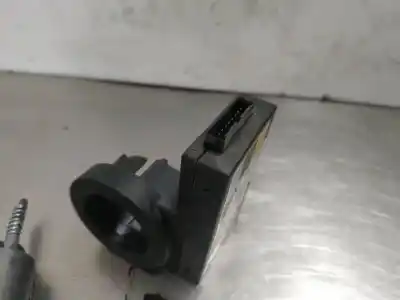 Pezzo di ricambio per auto di seconda mano Interruttore Di Avviamento per OPEL COMBO Familiar Riferimenti OEM IAM 13144390  