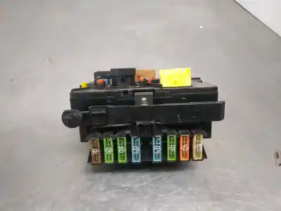 Peça sobressalente para automóvel em segunda mão caixa de fusíveis e relés por citroen c2 audace referências oem iam 9661707880  