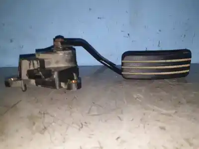 Second-hand car spare part accelerator pedal for renault megane ii berlina 5p rs / renault sport oem iam references 8200153268  
