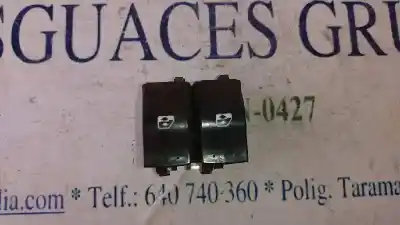 Second-hand car spare part LEFT FRONT POWER WINDOW SWITCH for RENAULT CLIO II FASE II (B/CB0)  OEM IAM references 8200060045  