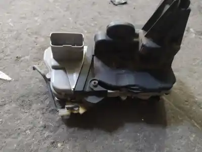 Автозапчастина б/у замок передній праві двері для opel kadett e 16d посилання на oem iam   