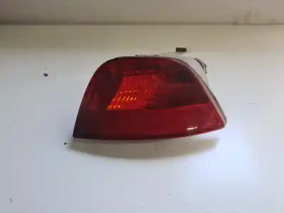 Pezzo di ricambio per auto di seconda mano LAMPADA PARAURTI POSTERIORE SINISTRA per FORD FOCUS BERLINA (CAP)  Riferimenti OEM IAM 5M5115K273AA  
