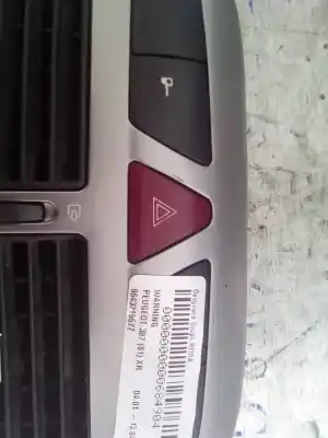 Second-hand car spare part hazard warning lights for peugeot 307 (s1) rhydw10td oem iam references 9643219577