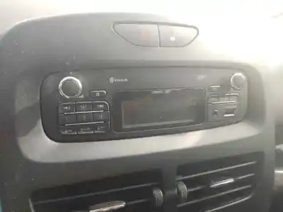 Second-hand car spare part audio system / radio cd for renault clio iv k9k608 oem iam references 281159981r  
