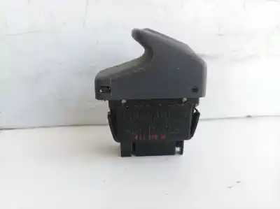 Peça sobressalente para automóvel em segunda mão botão / interruptor elevador vidro dianteiro direito por renault clio ii fase ii (b/cb0) clio referências oem iam 421119h  