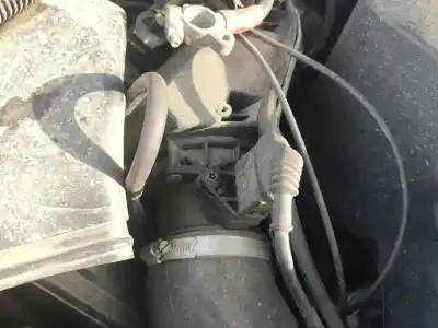 Автозапчастина б/у витратомір повітря для volkswagen passat variant (3b6) family посилання на oem iam 0281002461