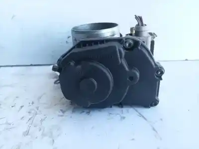 Автозапчасти б/у бабочка коробка за audi a3 (8l1) 1.8 ссылки oem iam 06a133064  