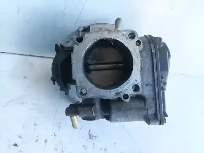 Автозапчасти б/у бабочка коробка за audi a3 (8l1) 1.8 ссылки oem iam 06a133064