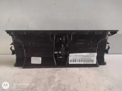 Автозапчасти б/у аэрационная решетка за audi a4 b8 avant (8k5) 2.0 tdi ссылки oem iam 8t1820951b  