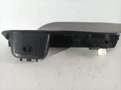 Second-hand car spare part right front power window switch for kia ceed (ed) d4fb-u oem iam references 823611h000  