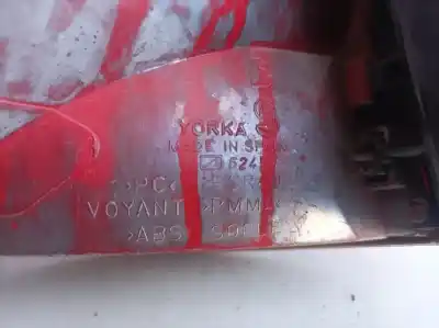Автозапчасти б/у правый задний фонарь за renault modus i k4j770 ссылки oem iam 62457  
