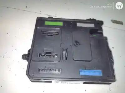 Pezzo di ricambio per auto di seconda mano SCATOLA RELÈ/FUSIBILI per RENAULT MEGANE III COUPE  Riferimenti OEM IAM 284B13640R  