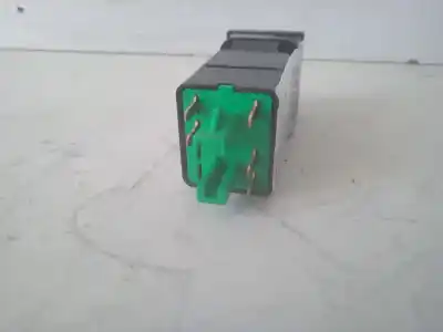 Автозапчасти б/у выключатель за saab 9-5 (ys3e) 3.0 tid ссылки oem iam 4409223  