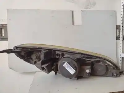 Second-hand car spare part left headlight for peugeot 407 sw rhrdw10bted4 oem iam references 0301213271  