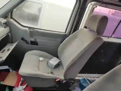 Piesă de schimb auto la mâna a doua scaunul din fațã partea dreaptã pentru volkswagen t4 transporter/furgoneta (mod. 1991) combi referințe oem iam   