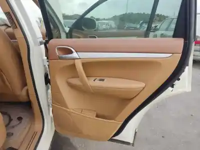 Автозапчасти б/у обивка задней правой двери за porsche cayenne (92a) 3.0 diesel ссылки oem iam 