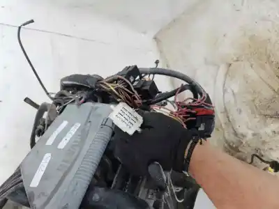 Gebrauchtes Autoersatzteil kompletter motor zum renault clio ii fase i (b/cb0) d7f oem-iam-referenzen d7f 710  