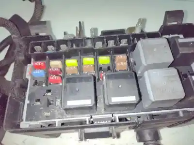 Автозапчасти б/у блок реле/предохранителей за ford transit combi (tt9) p8fa ссылки oem iam 6c1t14a067