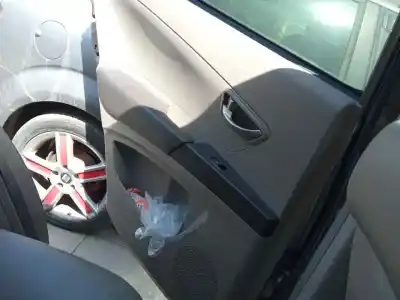 Pezzo di ricambio per auto di seconda mano rivestimento portiera posteriore sinistra per ssangyong korando d20dtf riferimenti oem iam 