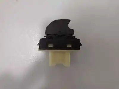 Автозапчасти б/у выключатель переднего правого окна за renault twingo iii h4d 400 ссылки oem iam 254217475r  