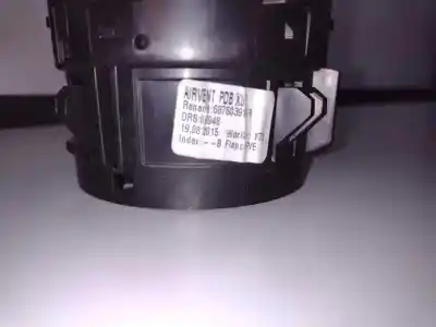 Автозапчасти б/у аэрационная решетка за renault twingo iii h4d 400 ссылки oem iam 687603916r  