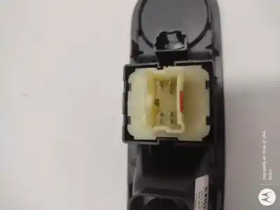 Автозапчастина б/у передні вікний вмикач для renault twingo iii h4d 400 посилання на oem iam 156072930  