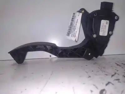 Автозапчастина б/у педаль акселератора для renault twingo iii h4d 400 посилання на oem iam 180023357r  