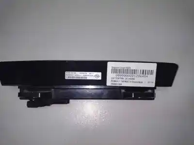 Автозапчастина б/у центральний гампов для renault twingo iii h4d 400 посилання на oem iam 265903126r