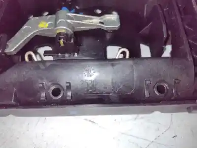 Автозапчастина б/у ліва передня зовнішня ручка для renault clio ii fase ii (b/cb0) d7f720 посилання на oem iam 8w01837811a  
