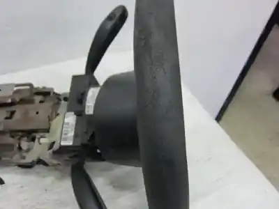 Pezzo di ricambio per auto di seconda mano volante per volkswagen polo iv (9n3) axu riferimenti oem iam   
