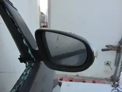 Автозапчасти б/у задний вид справа за renault clio ii fase ii (b/cb0) g-d7f g7 ссылки oem iam a046314  