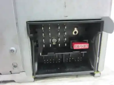 Second-hand car spare part audio system / radio cd for volkswagen touran (1t3) cay oem iam references 1k0035186aa  