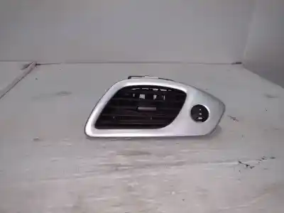 Pièce détachée automobile d'occasion GRILLE D'AÉRATION pour OPEL CORSA C  Références OEM IAM 1012127  