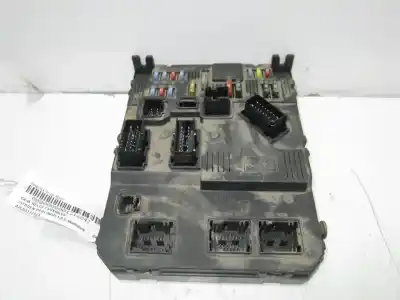 Pièce détachée automobile d'occasion BOÎTES À FUSIBLES pour FORD FIESTA BERLINA (DX)  Références OEM IAM A2C53172124  